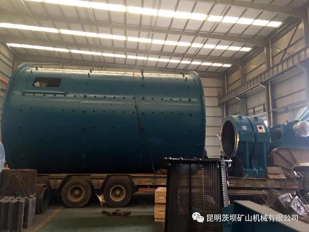 MQG-3600X6000 Ball Mill Successfully Enters the Site for Installation Company news 第7张