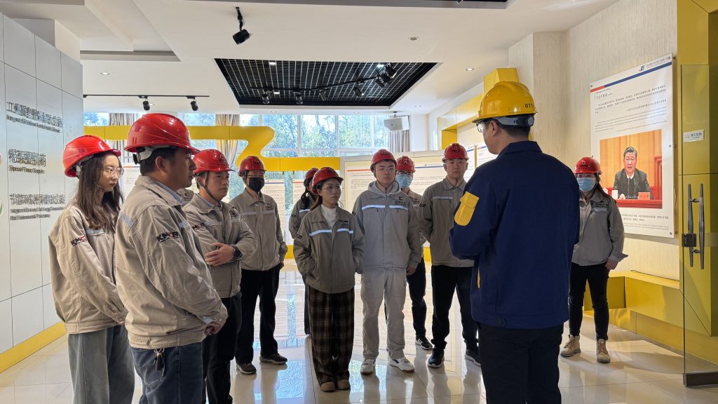 Exploring the Path of Growth, Forging the Future of Mining Machinery: A Study Tour for Reserve Cadres and New Employees at Ciba Diggins Machinery Company news 第3张