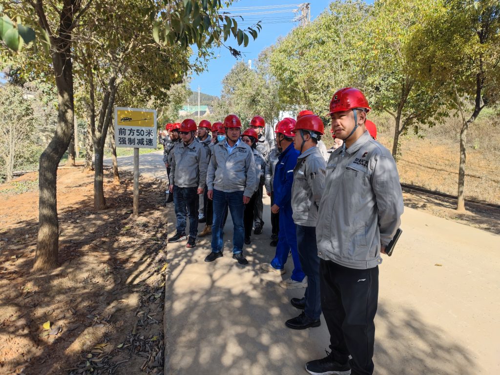 Exploring the Path of Growth, Forging the Future of Mining Machinery: A Study Tour for Reserve Cadres and New Employees at Ciba Diggins Machinery Company news 第8张